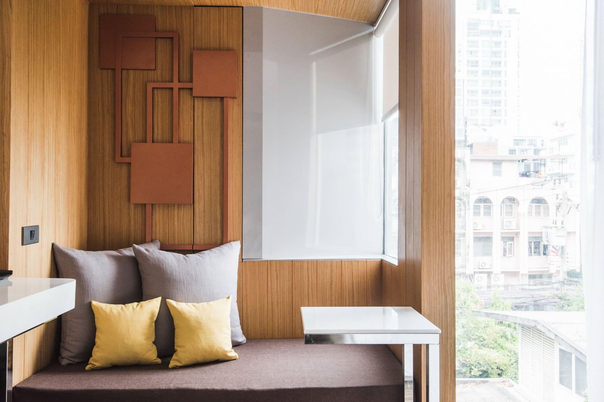 Twothree A Homely Hotel - Sha Extra Plus Bangkok Bagian luar foto