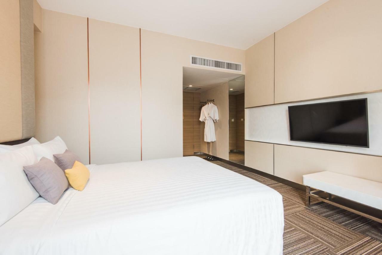 Twothree A Homely Hotel - Sha Extra Plus Bangkok Bagian luar foto