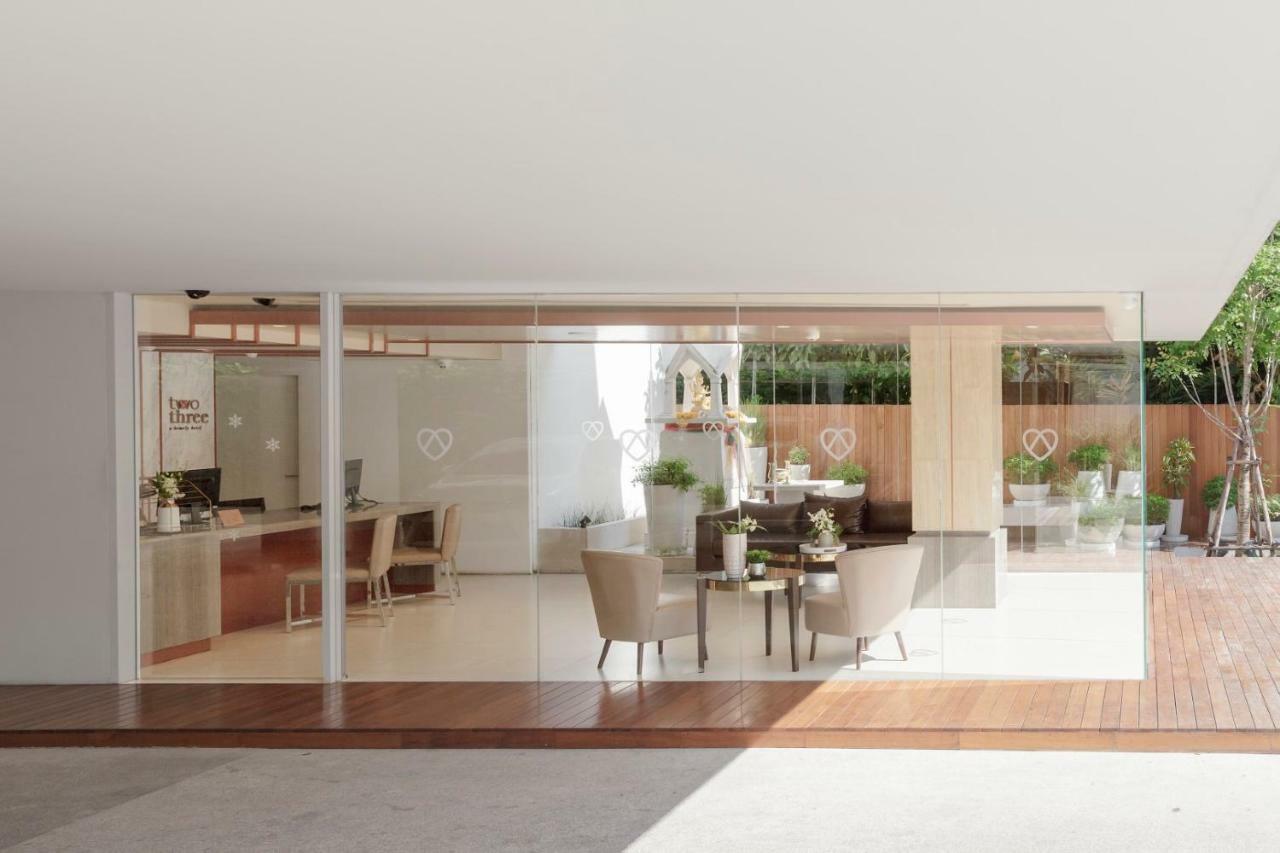 Twothree A Homely Hotel - Sha Extra Plus Bangkok Bagian luar foto