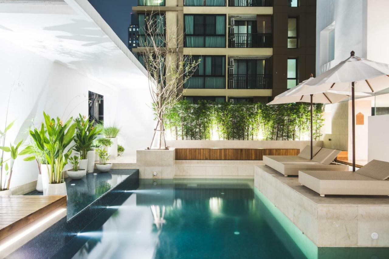 Twothree A Homely Hotel - Sha Extra Plus Bangkok Bagian luar foto